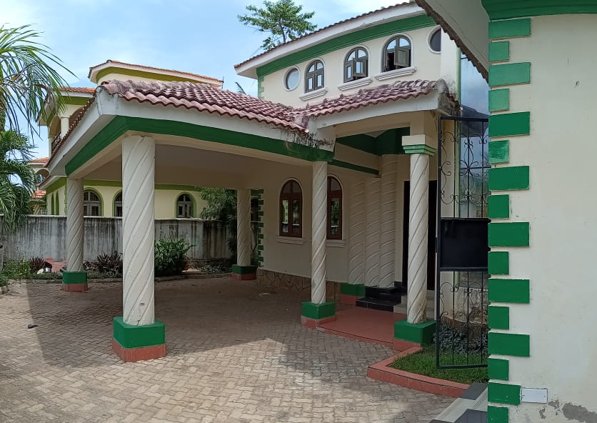 4br house (Legacy Villa) for rent in Nyali, Mombasa.