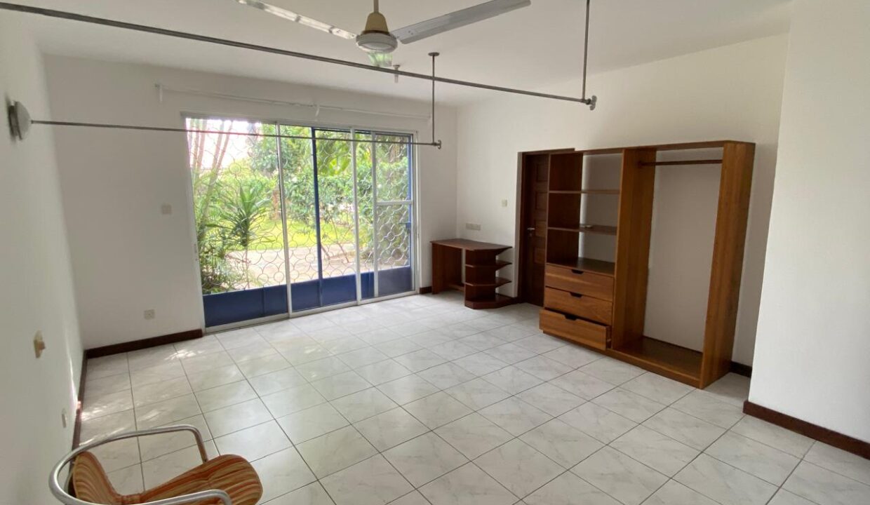 WhatsApp Image 2025-05-23 at 21.22.51 (2)