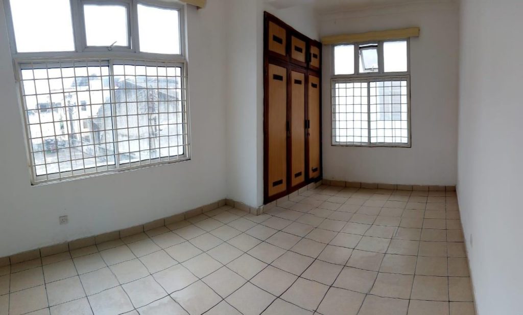 3br refurbished apartment for rent in Kizingo-Mombasa (Fort Mansion)