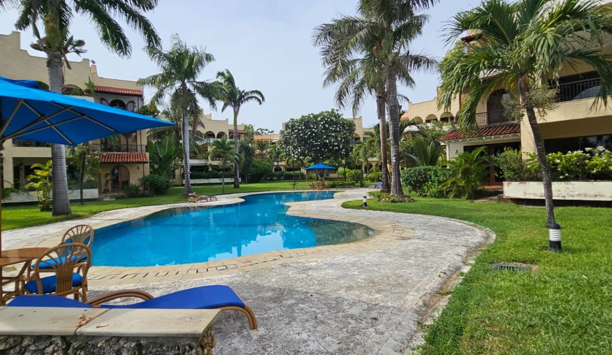 WhatsApp Image 2025-12-02 at 10.32.17