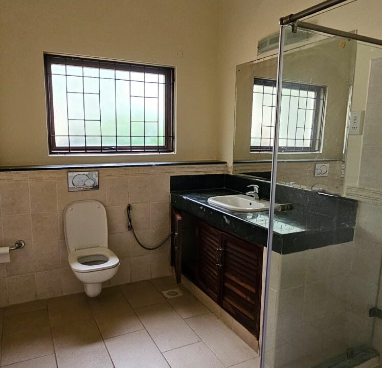 WhatsApp Image 2025-12-02 at 10.32.21