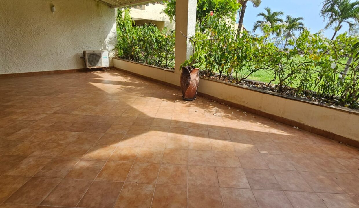 WhatsApp Image 2025-12-02 at 10.32.22 (2)