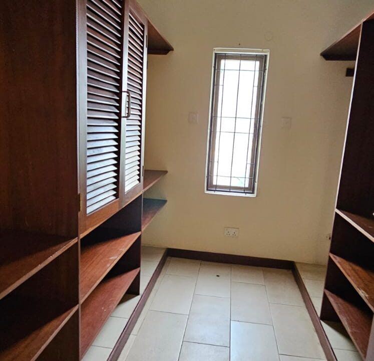 WhatsApp Image 2025-12-02 at 10.32.24 (1)