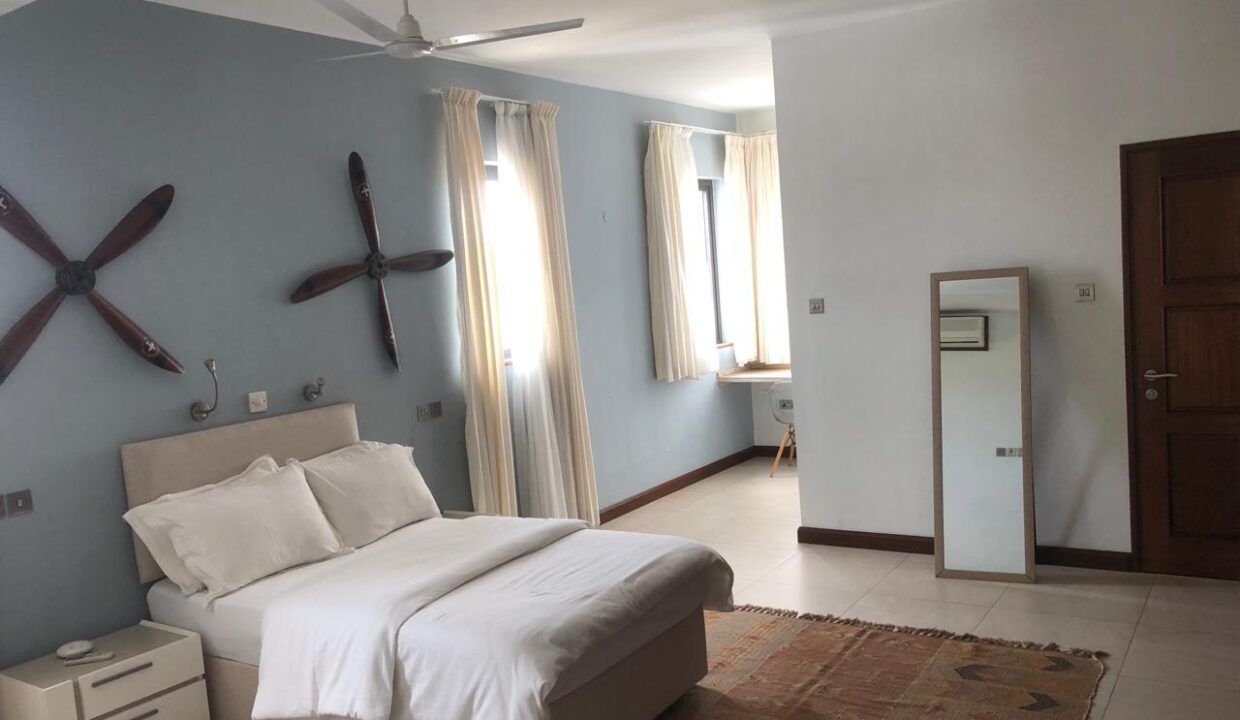 WhatsApp Image 2025-04-19 at 13.38.16 (10)