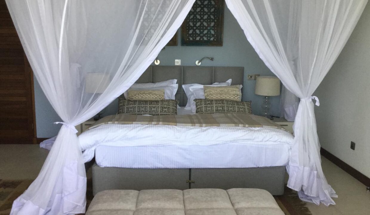 WhatsApp Image 2025-04-19 at 13.38.16 (11)