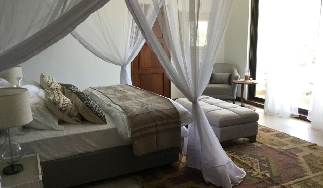 WhatsApp Image 2025-04-19 at 13.38.16 (5)