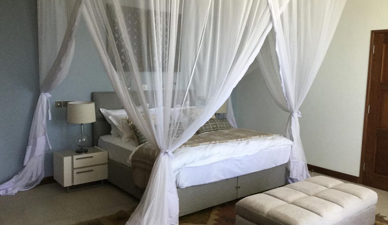 WhatsApp Image 2025-04-19 at 13.38.16 (7)