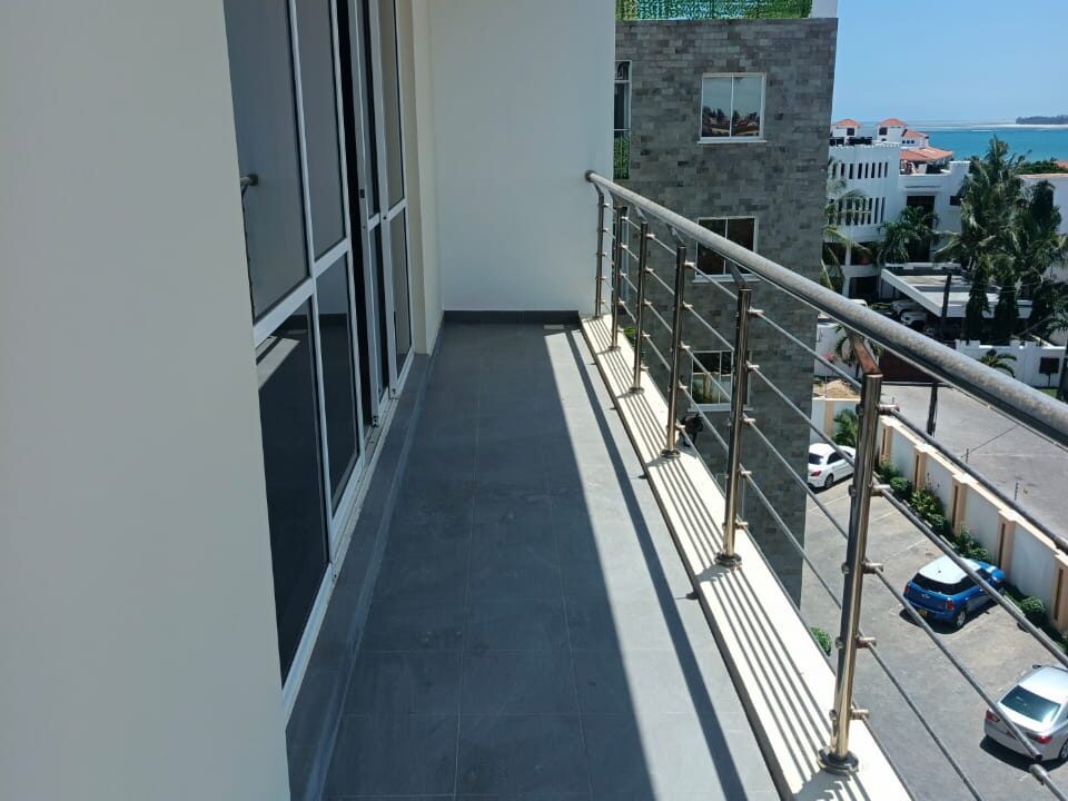 WhatsApp Image 2025-10-13 at 13.22.49