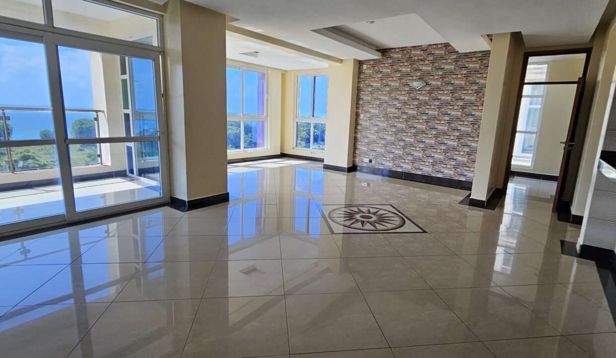 WhatsApp Image 2025-10-21 at 12.56.16