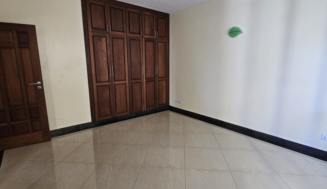 WhatsApp Image 2025-10-21 at 12.56.19