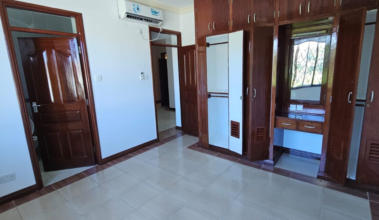 WhatsApp Image 2026-03-26 at 21.34.45 (1)