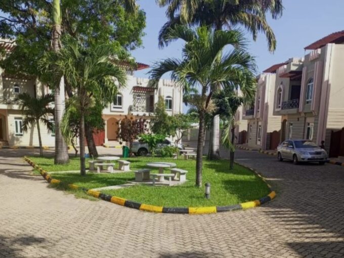 5br House for Rent in Nyali