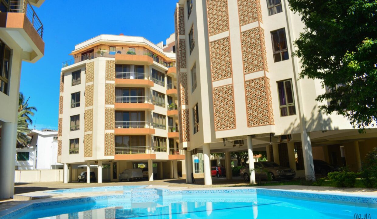 WhatsApp Image 2025-05-05 at 19.30.10 (1)