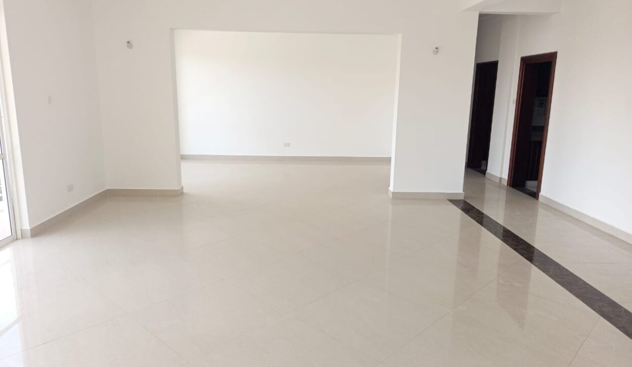 WhatsApp Image 2025-06-30 at 00.49.38