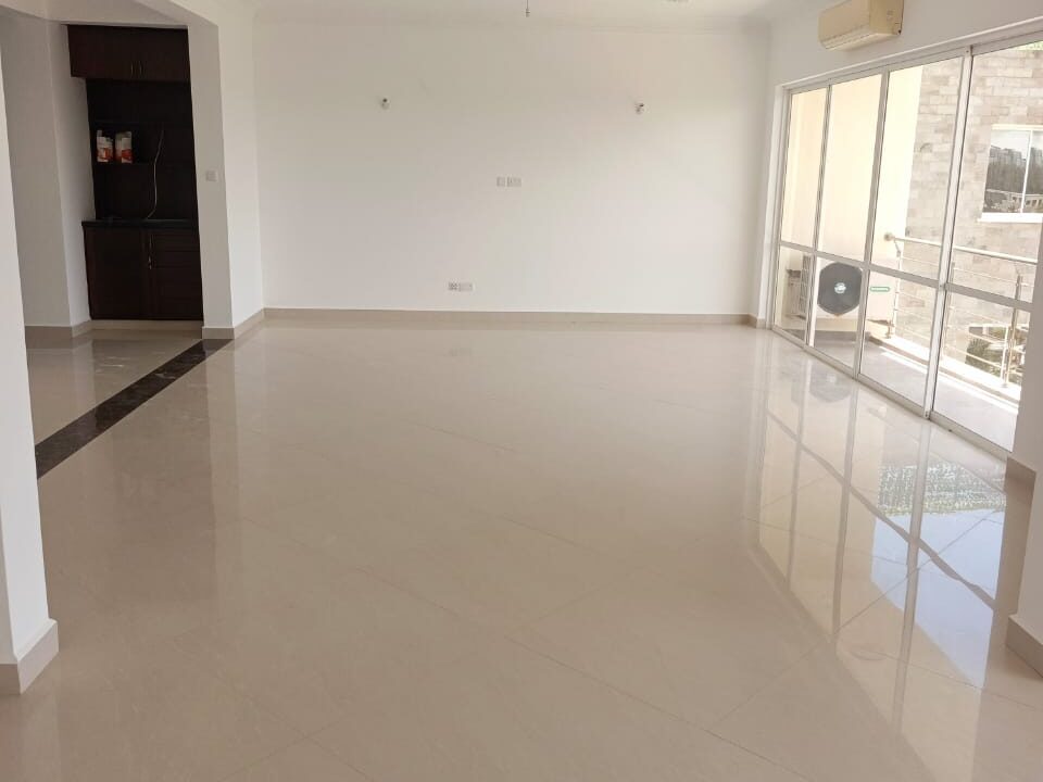 WhatsApp Image 2025-06-30 at 00.49.39