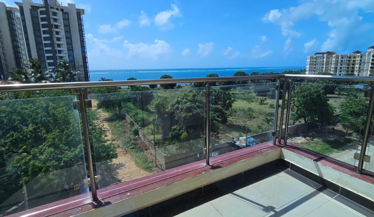 WhatsApp Image 2025-10-15 at 11.33.40