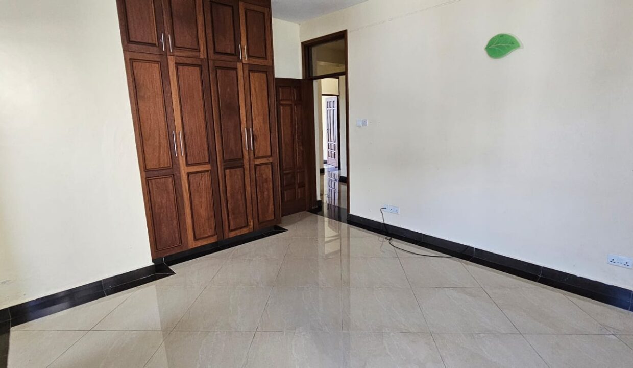 WhatsApp Image 2025-10-15 at 11.33.41