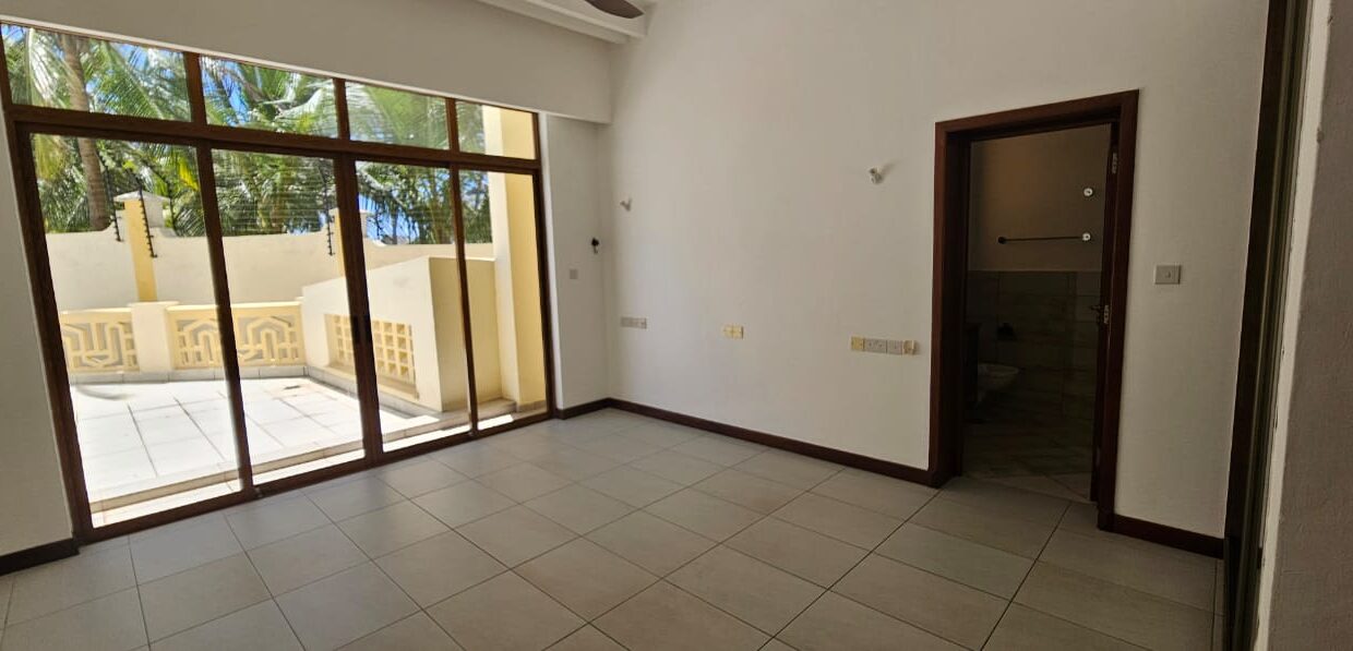 WhatsApp Image 2025-11-07 at 13.10.53