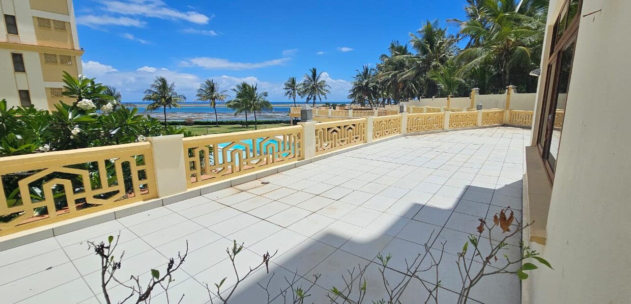 WhatsApp Image 2025-11-07 at 13.10.54 (1)