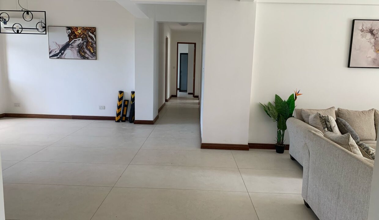 WhatsApp Image 2025-05-02 at 23.17.55