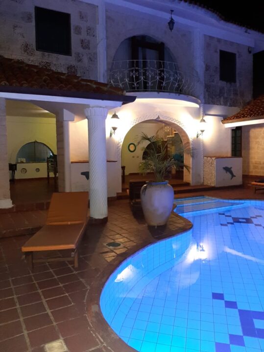 Wonderful house with swimming pool for sale in Kilifi Bofa Mombasa