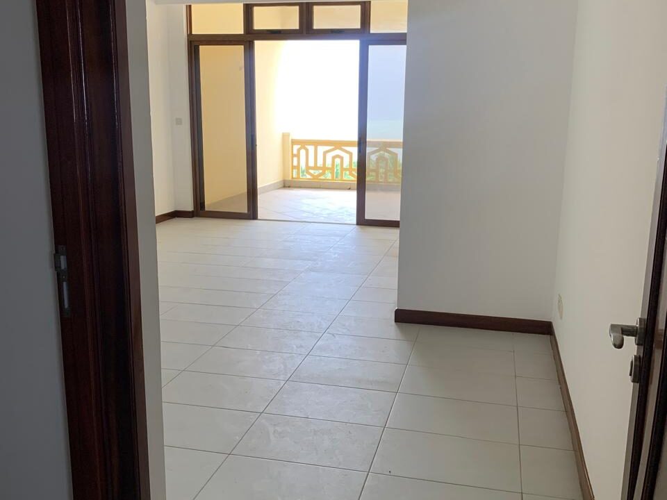 WhatsApp Image 2025-04-23 at 21.33.58_bb71f086