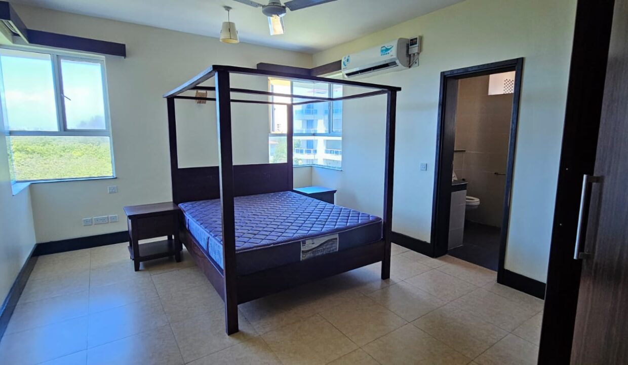 WhatsApp Image 2025-10-22 at 18.21.47 (1)