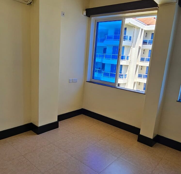 WhatsApp Image 2025-10-22 at 18.21.48 (1)