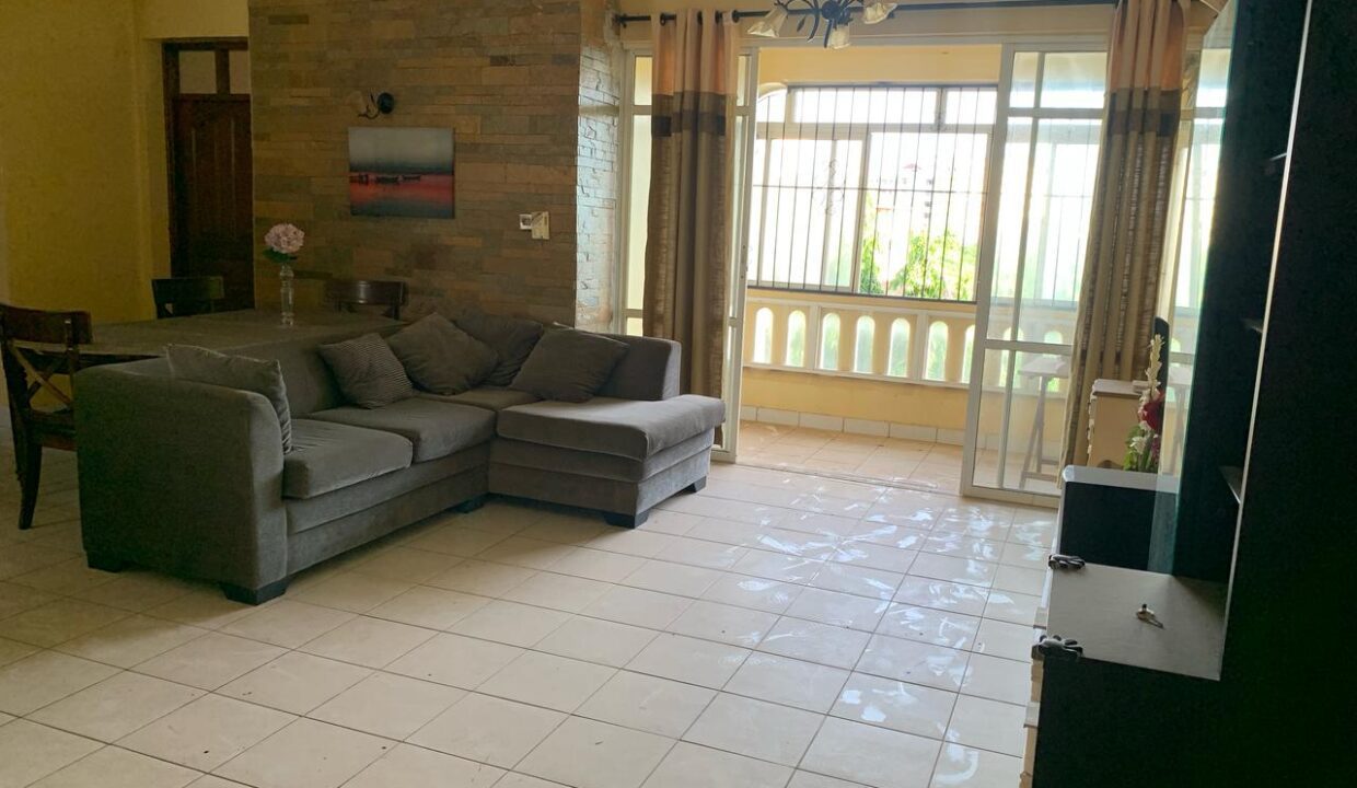 WhatsApp Image 2025-04-16 at 22.35.45 (1)