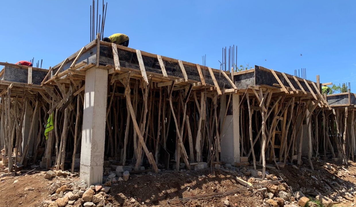 WhatsApp Image 2025-04-25 at 19.04.00