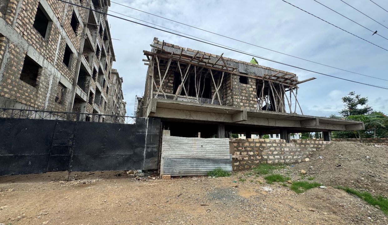 WhatsApp Image 2025-07-04 at 00.56.34