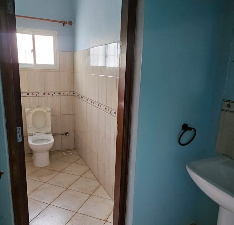 WhatsApp Image 2025-11-10 at 21.25.39