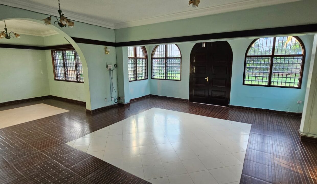 WhatsApp Image 2025-11-10 at 21.25.42