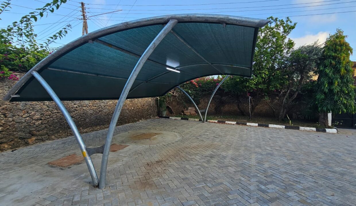 WhatsApp Image 2025-11-10 at 21.25.44