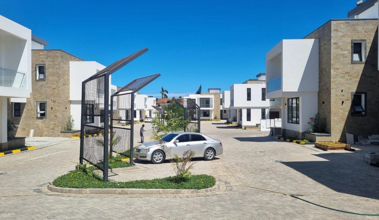 dcf2162c-b21b-4654-84a5-30f00cf537fb