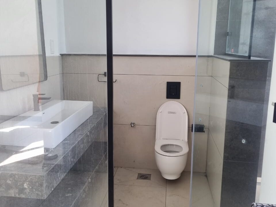 e017c747-0247-48c3-ab20-c1e517b38d38