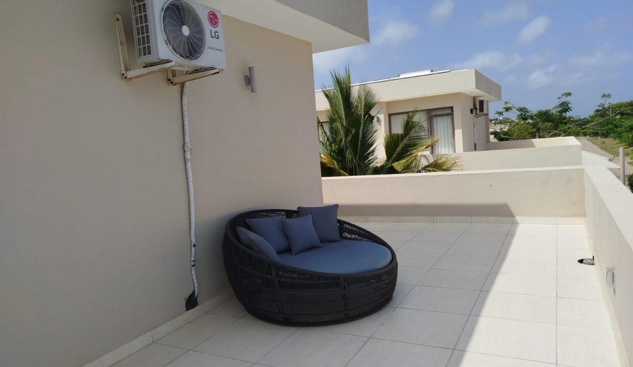 PHOTO-2025-02-13-17-02-53(2)