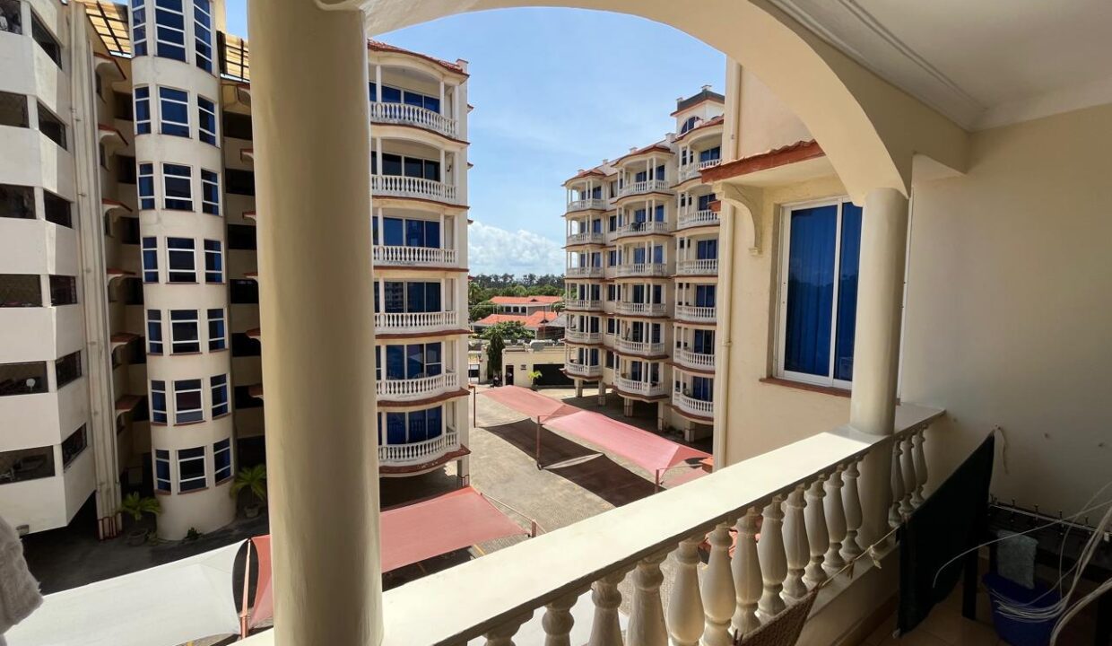 WhatsApp Image 2025-05-02 at 12.23.21 (1)