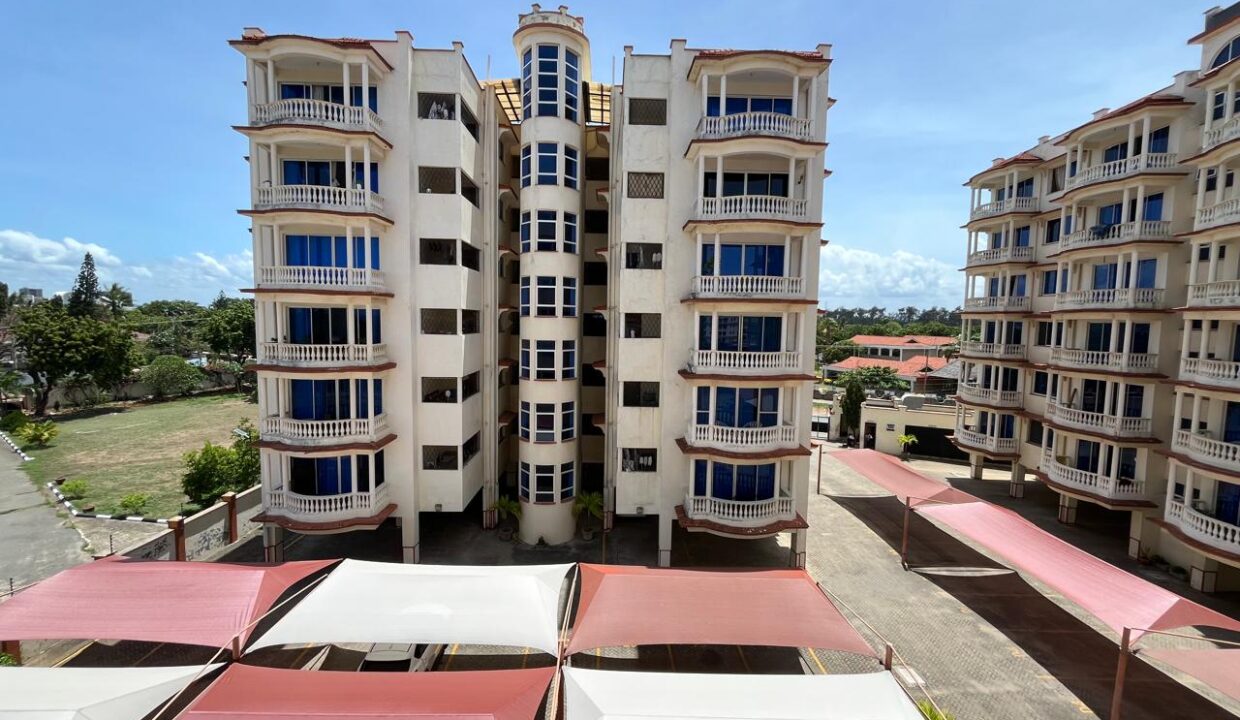 WhatsApp Image 2025-05-02 at 12.23.21 (2)