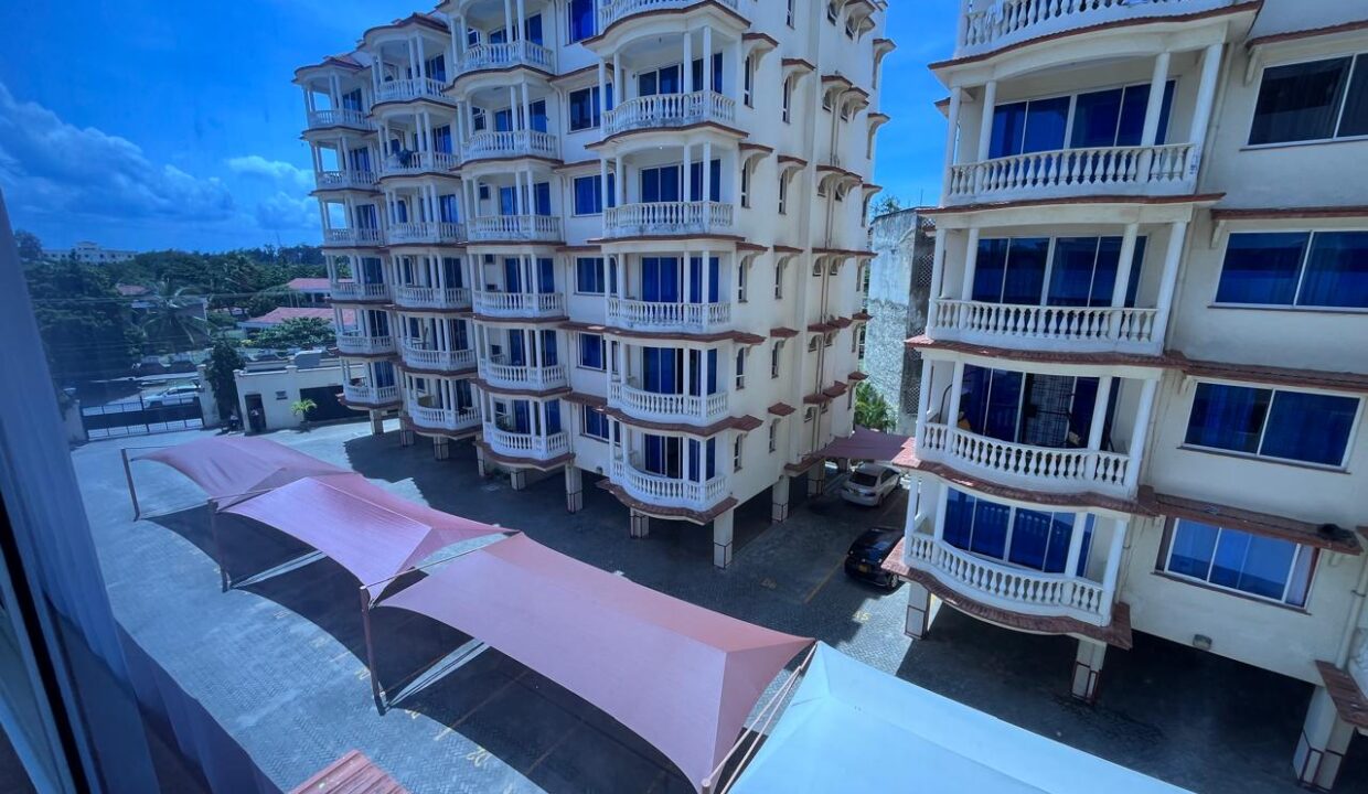 WhatsApp Image 2025-05-02 at 12.23.21 (3)