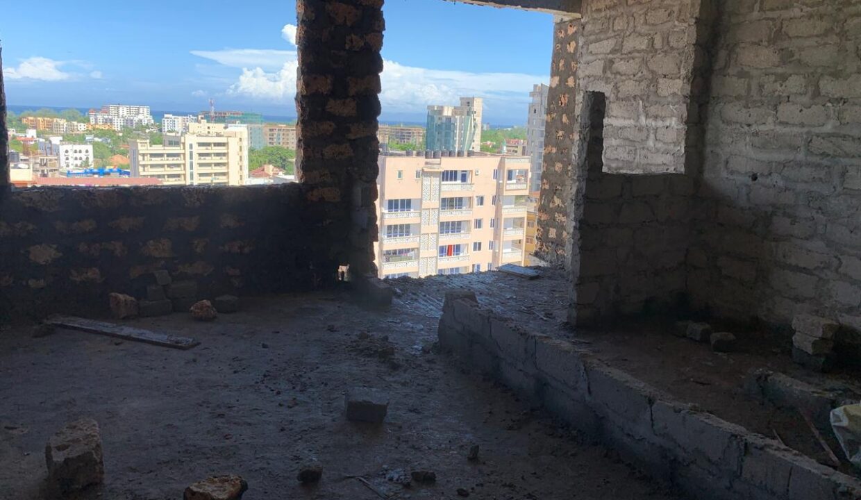 WhatsApp Image 2025-05-23 at 09.54.27