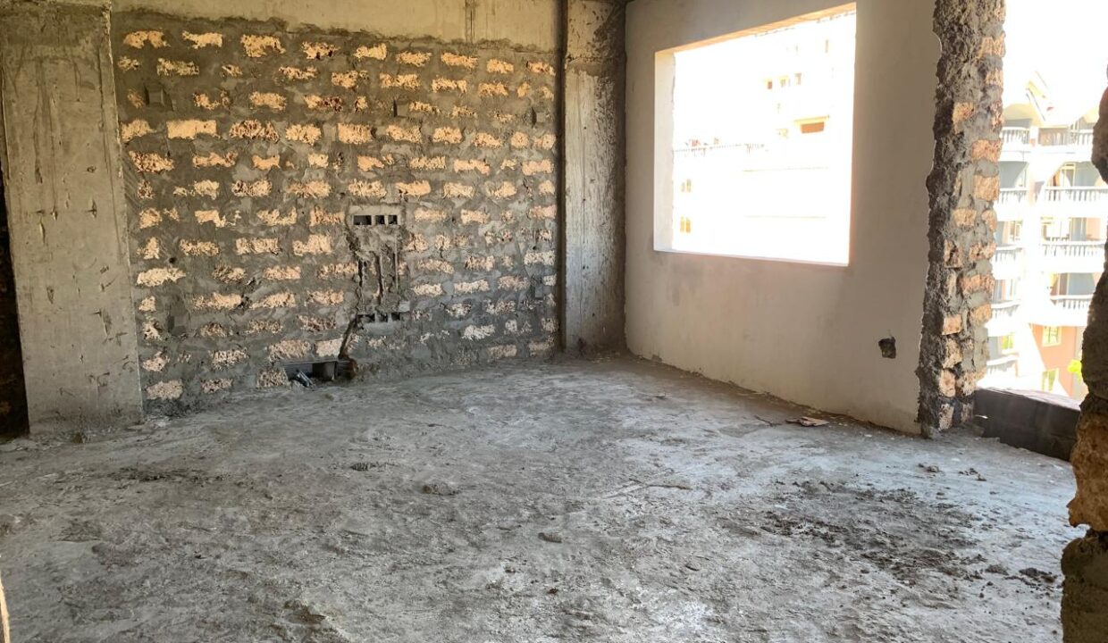 WhatsApp Image 2025-05-23 at 10.28.05 (6)