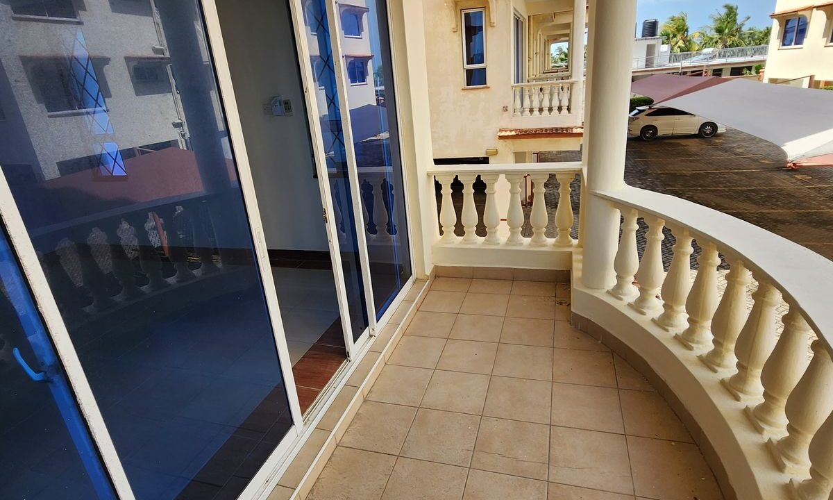 WhatsApp Image 2025-09-05 at 09.27.48 (2)