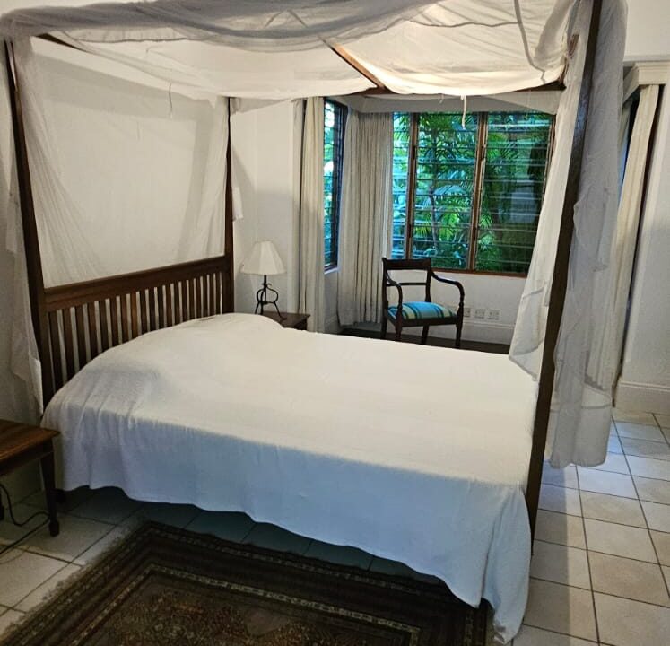 WhatsApp Image 2025-09-11 at 09.00.37