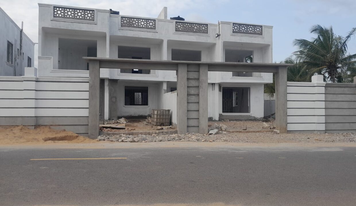 WhatsApp Image 2025-09-15 at 15.25.42 (1)