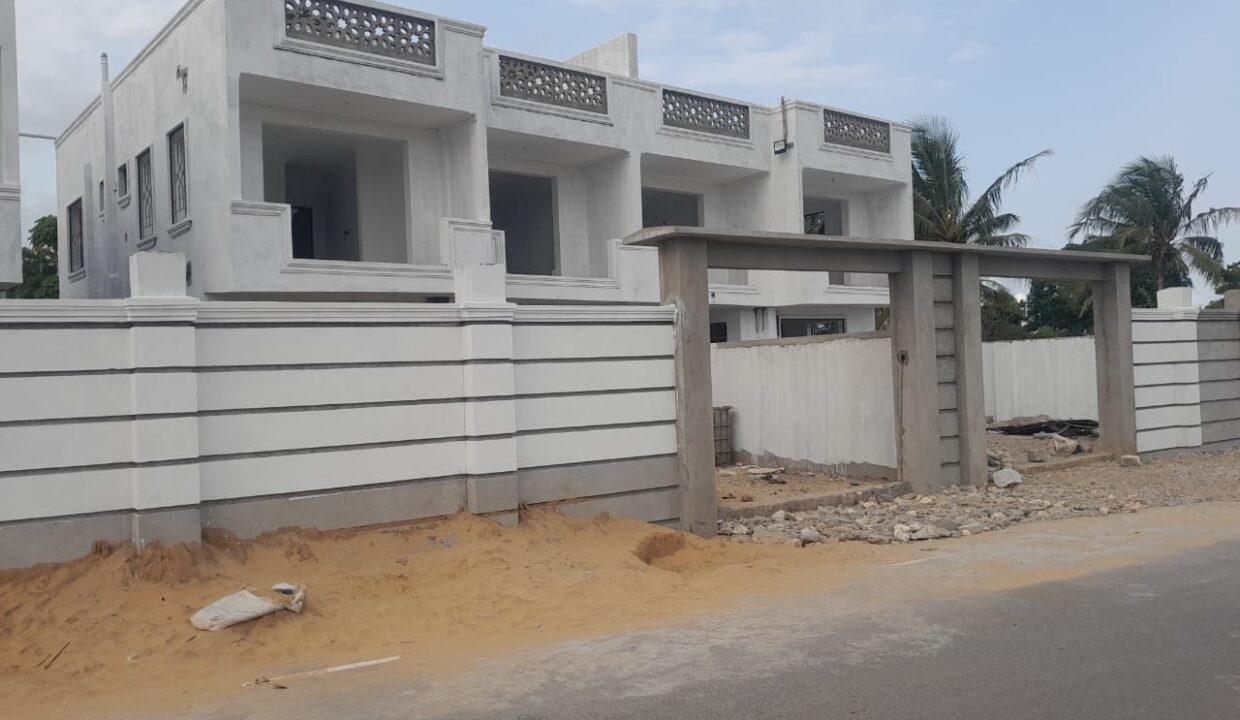 WhatsApp Image 2025-09-15 at 15.25.43