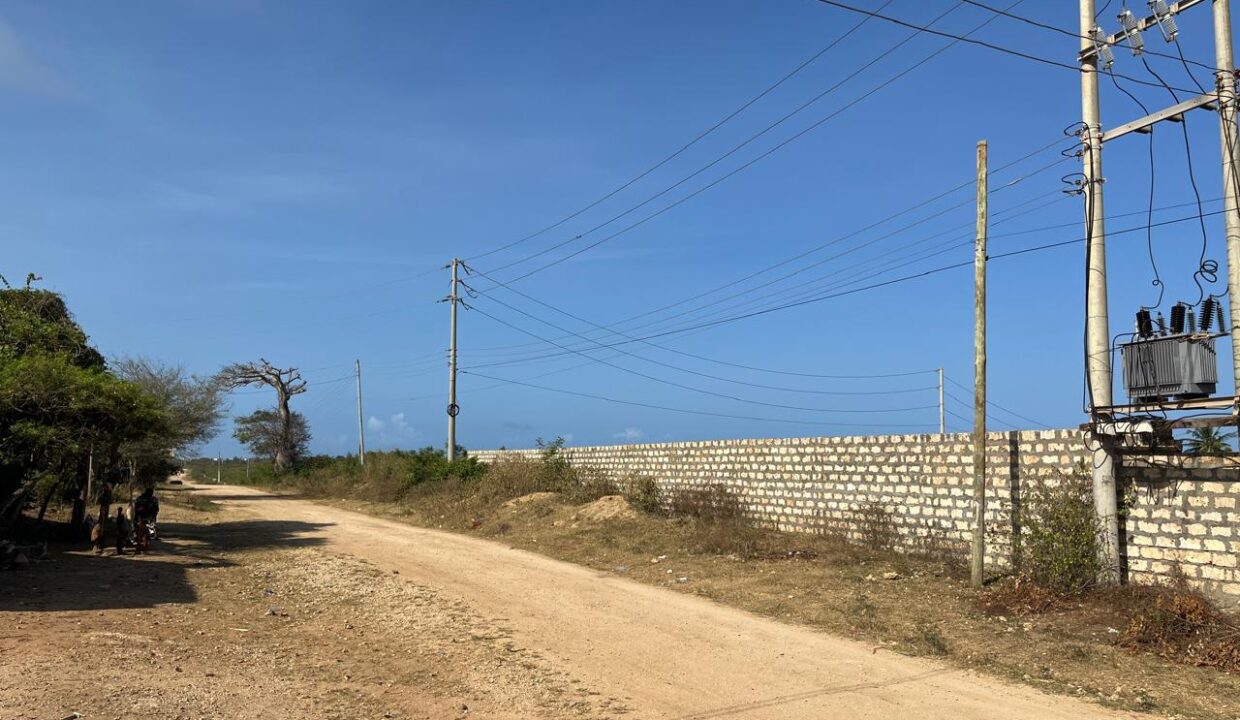 WhatsApp Image 2025-09-18 at 4.07.01 PM (12)