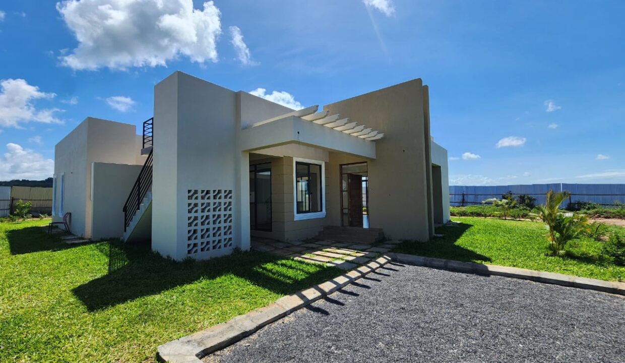 WhatsApp Image 2025-09-19 at 12.12.04 PM (7)