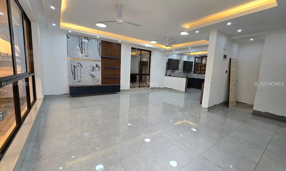 WhatsApp Image 2025-10-16 at 14.14.23 (10)