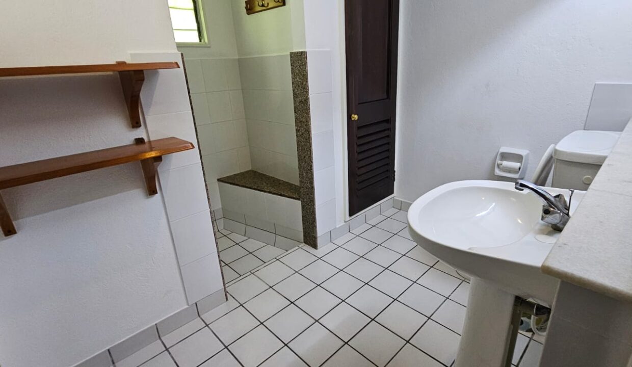 WhatsApp Image 2025-10-28 at 13.18.34